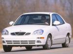 Daewoo Nubira Sedan 1999 года (US)